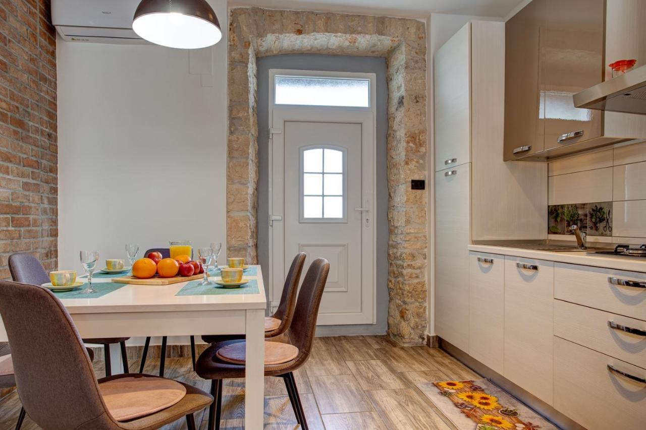 Apartment Laura With Terrace Воднян Екстериор снимка